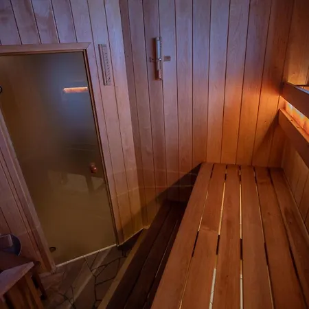 Okka Holiday Ferienhaus *